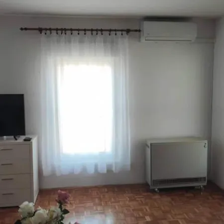 One Bedroom With Balcony Pula