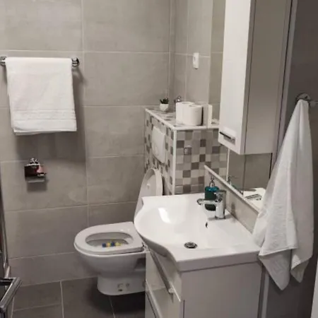 One Bedroom With Balcony Apartmán *