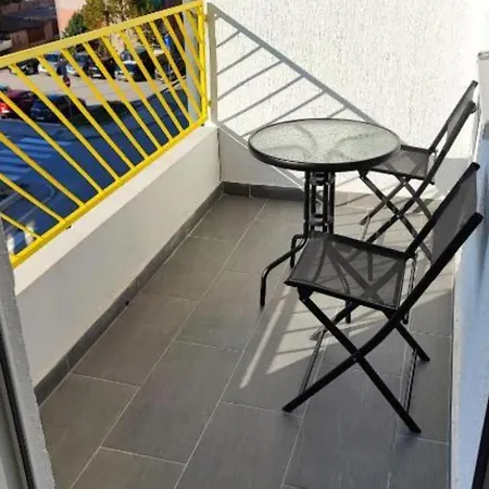 One Bedroom With Balcony Apartman *